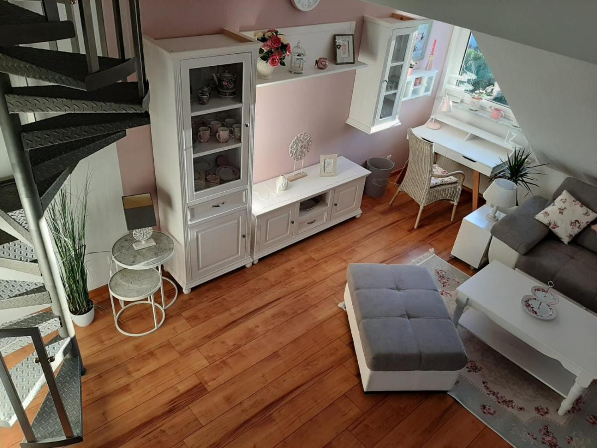 Appartamento Auszeit Rheingauer Rosengasse Johannisberg Esterno foto
